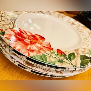 Beautiful Royal Stafford plates 6 pieces